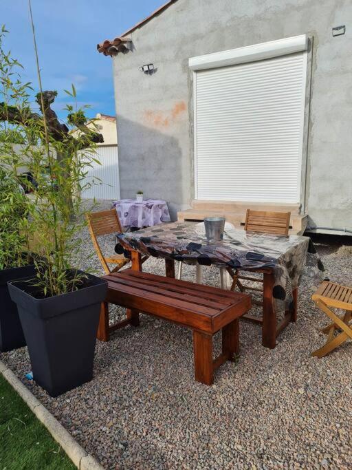 Appartement 53 M² - Pignans Au Coeur Du Var Dış mekan fotoğraf